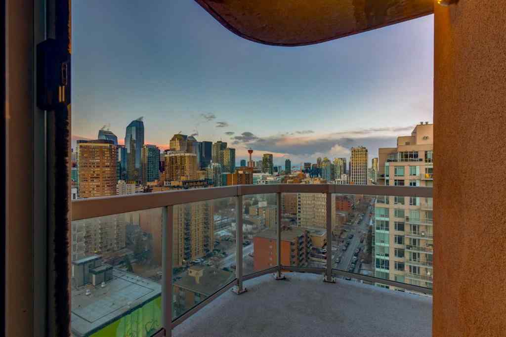 MLS® A2223322 - Unit #1700 817 15 Avenue SW in Beltline Calgary, Residential