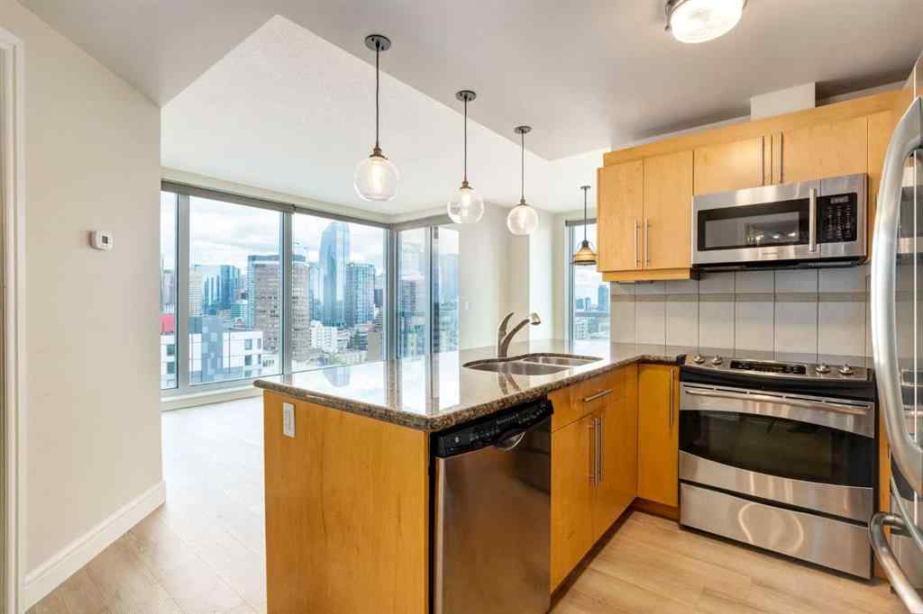 MLS® A2223322 - Unit #1700 817 15 Avenue SW in Beltline Calgary, Residential