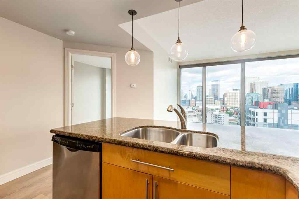 MLS® A2223322 - Unit #1700 817 15 Avenue SW in Beltline Calgary, Residential