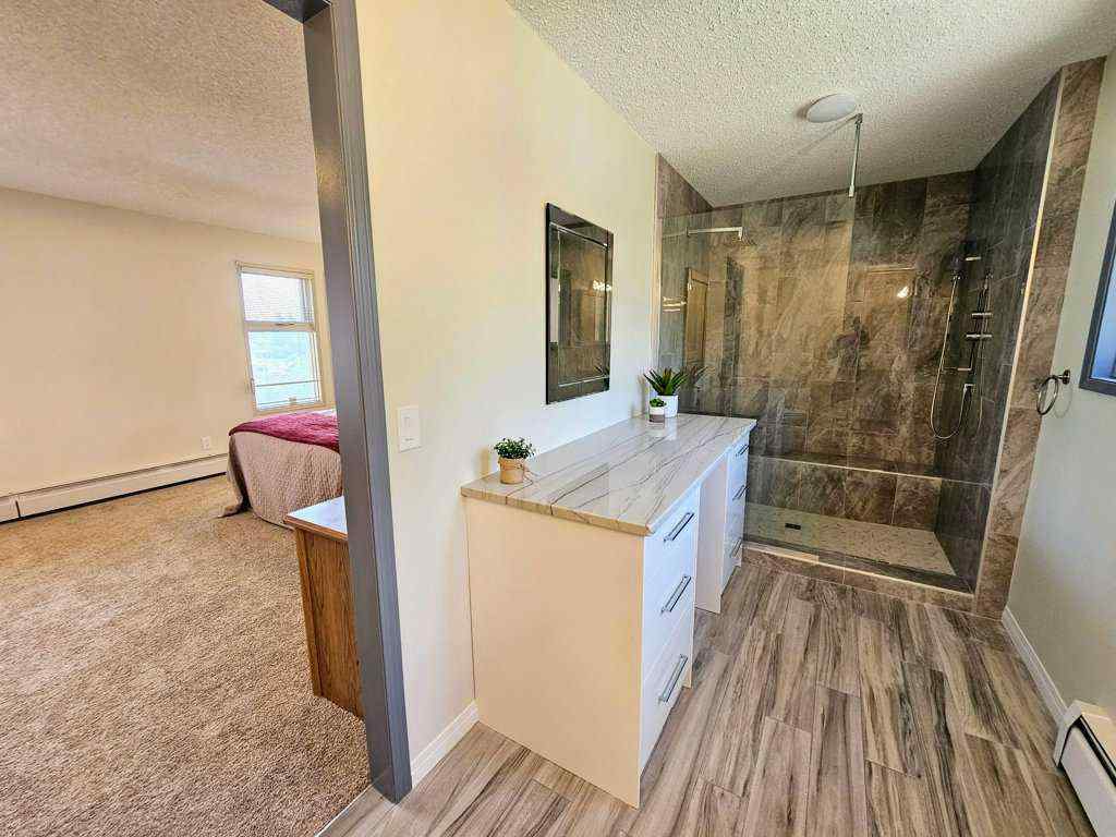 MLS® A2223351 - 916 & 920 6 Street SE in NONE Slave Lake, Residential