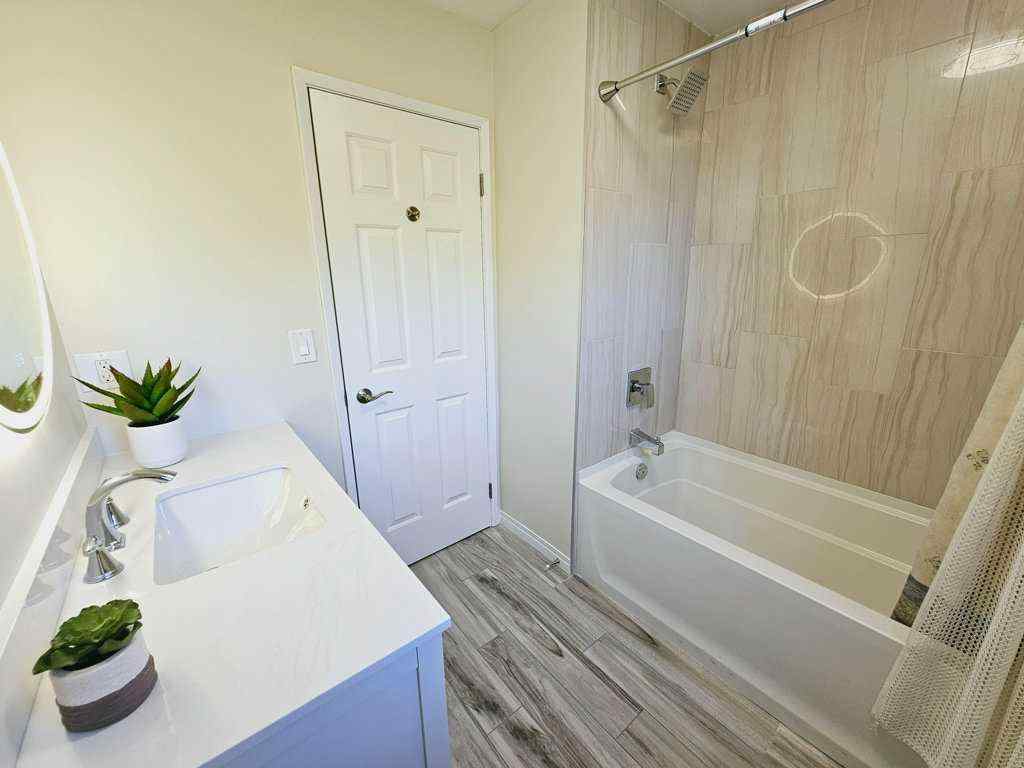 MLS® A2223351 - 916 & 920 6 Street SE in NONE Slave Lake, Residential