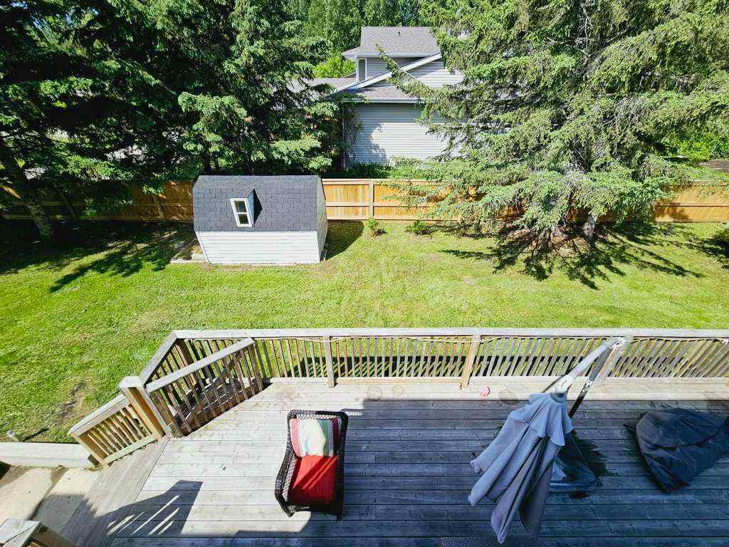 MLS® A2223351 - 916 & 920 6 Street SE in NONE Slave Lake, Residential