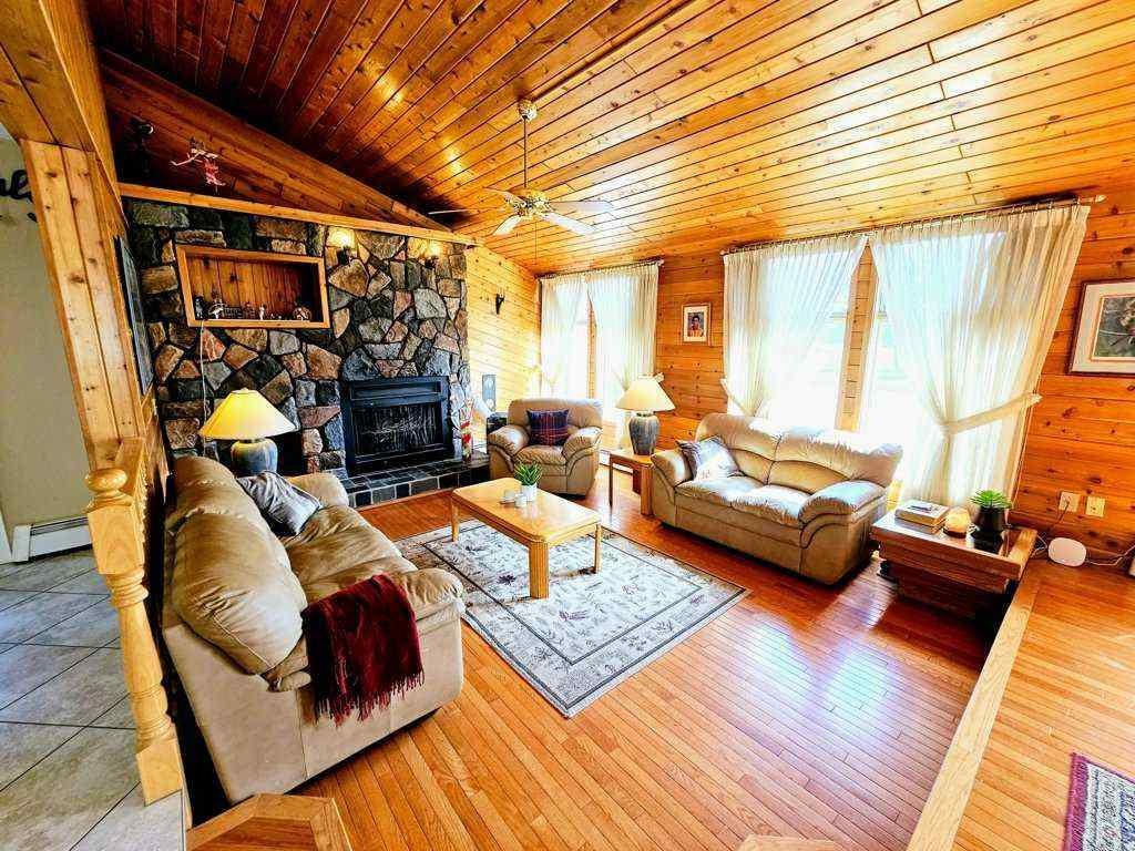 MLS® A2223351 - 916 & 920 6 Street SE in NONE Slave Lake, Residential