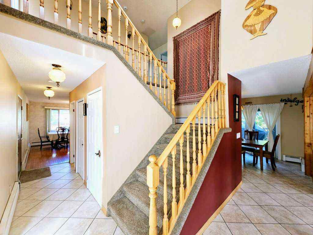 MLS® A2223351 - 916 & 920 6 Street SE in NONE Slave Lake, Residential