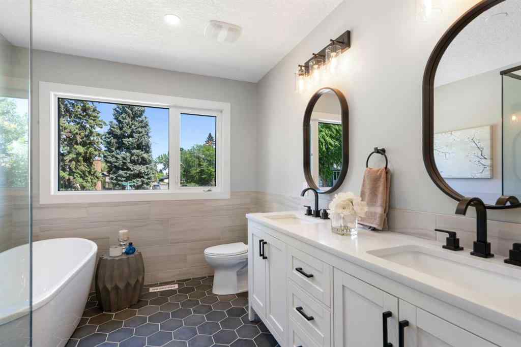MLS® A2223371 - 1039 Lake Bonavista Drive SE in Lake Bonavista Calgary, Residential