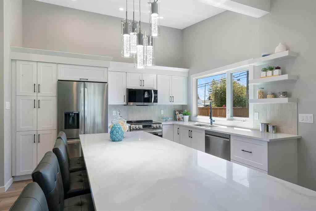 MLS® A2223371 - 1039 Lake Bonavista Drive SE in Lake Bonavista Calgary, Residential
