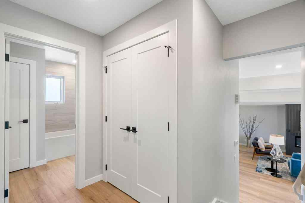 MLS® A2223371 - 1039 Lake Bonavista Drive SE in Lake Bonavista Calgary, Residential