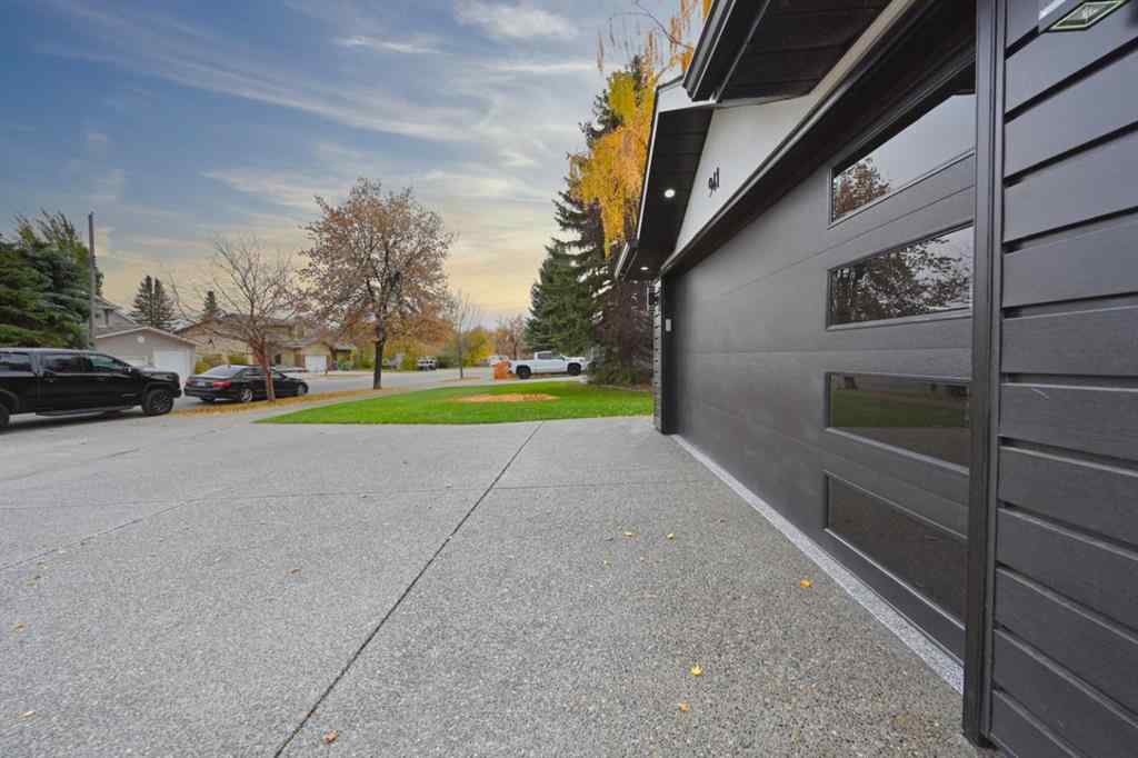 MLS® A2223418 - 941 west chestermere Drive  in West Creek Chestermere, Residential