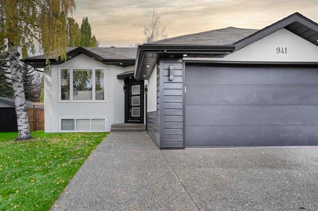 MLS® A2223418 - 941 west chestermere Drive  in West Creek Chestermere, Residential