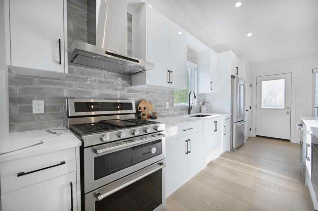 MLS® A2223418 - 941 west chestermere Drive  in West Creek Chestermere, Residential