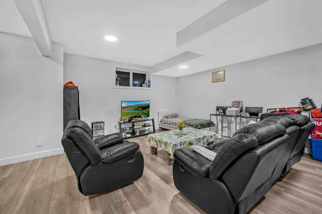 MLS® A2223558 - 95 Saddlepeace Way NE in Saddle Ridge Calgary, Residential