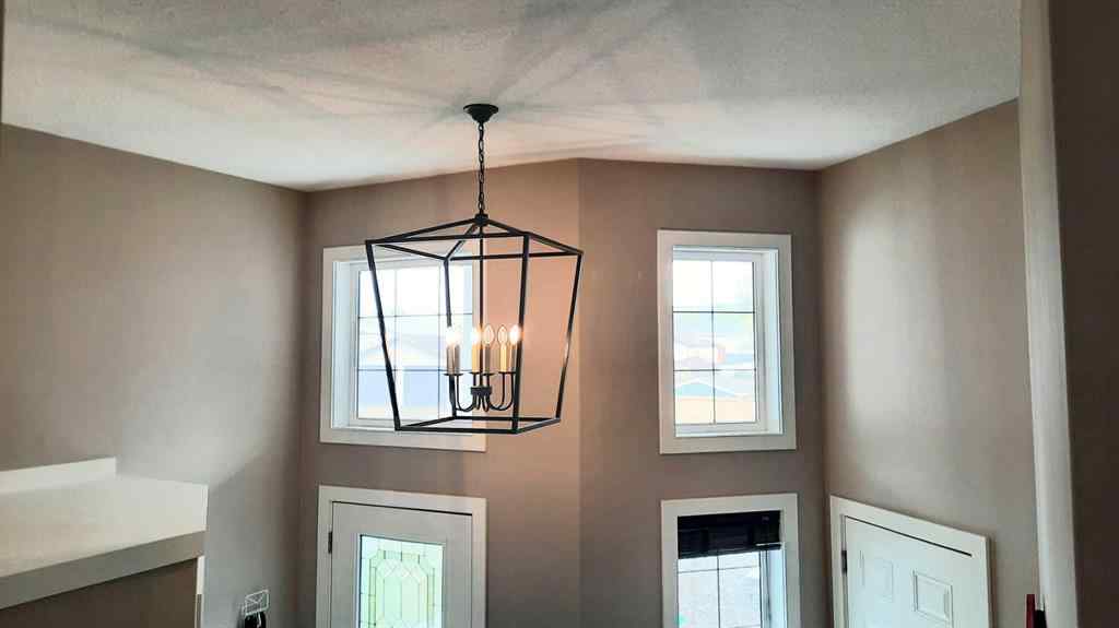 MLS® A2223627 - 648 Bankview Drive  in Bankview Drumheller, Residential