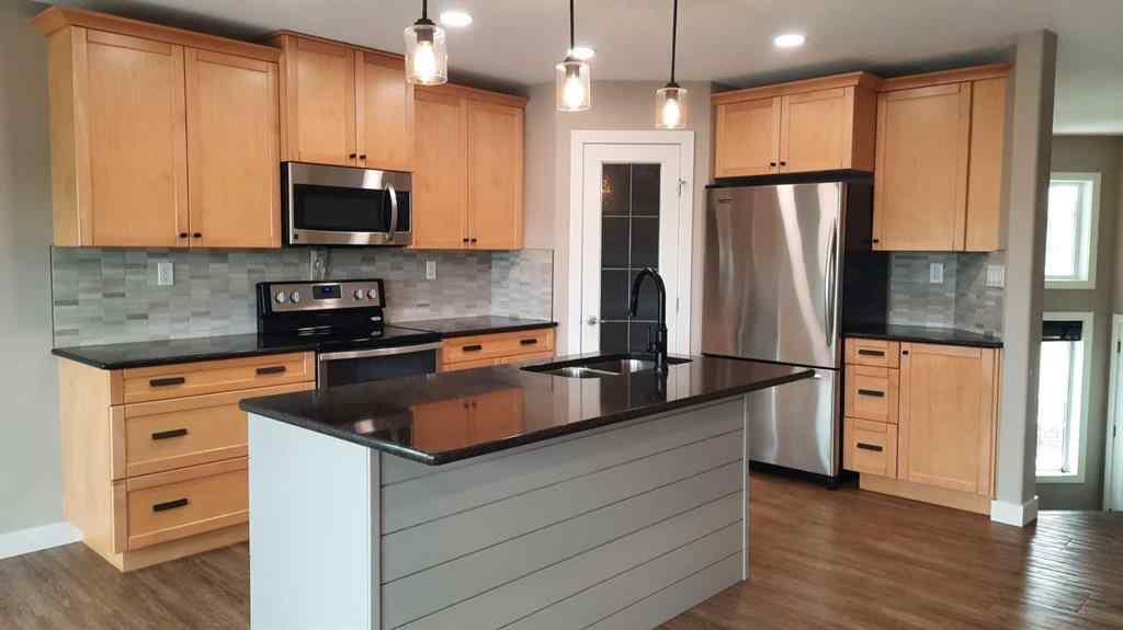 MLS® A2223627 - 648 Bankview Drive  in Bankview Drumheller, Residential