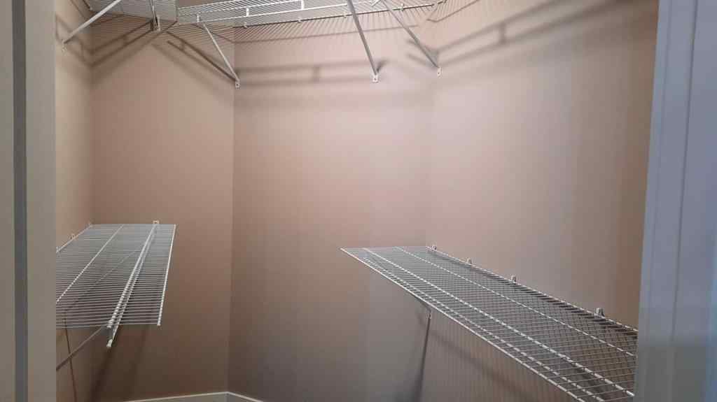 MLS® A2223627 - 648 Bankview Drive  in Bankview Drumheller, Residential
