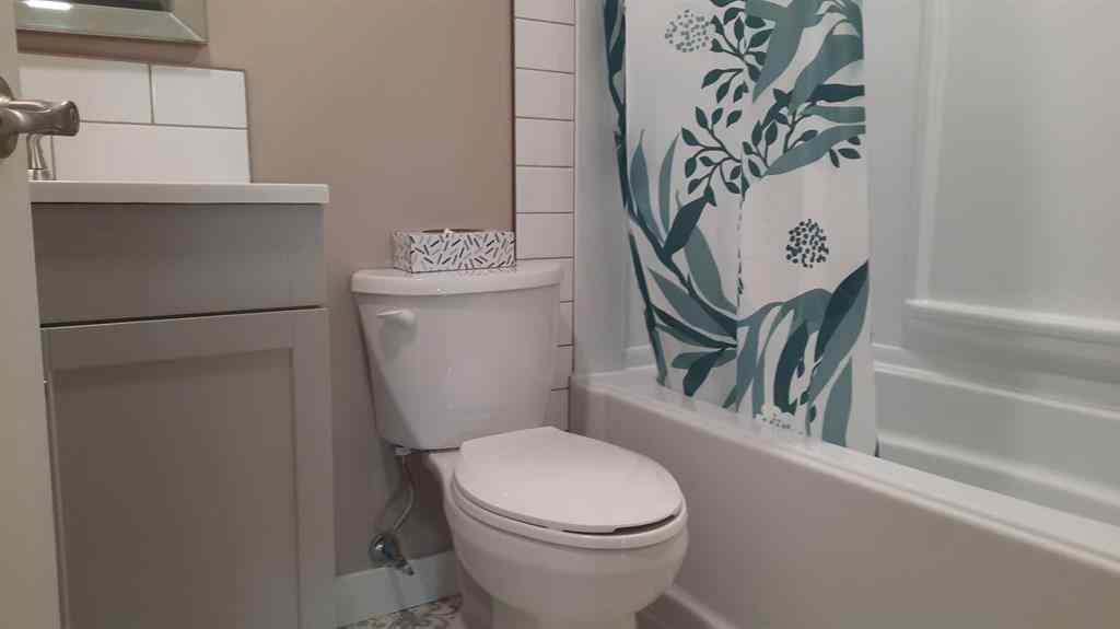 MLS® A2223627 - 648 Bankview Drive  in Bankview Drumheller, Residential