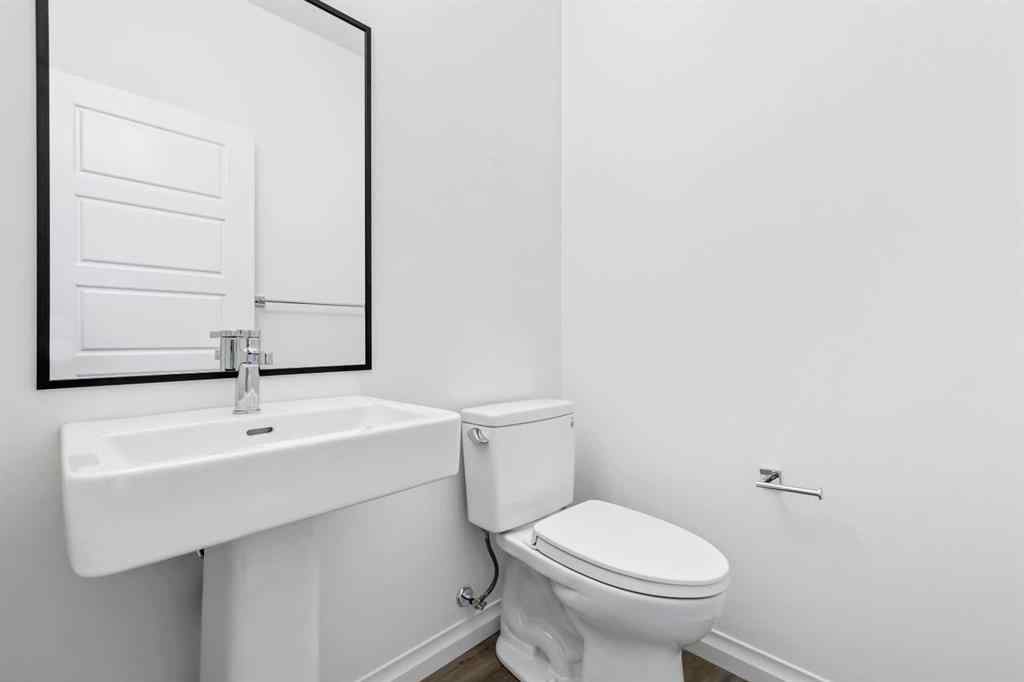 MLS® A2223630 - 882 Wolf Willow Boulevard SE in Wolf Willow Calgary, Residential