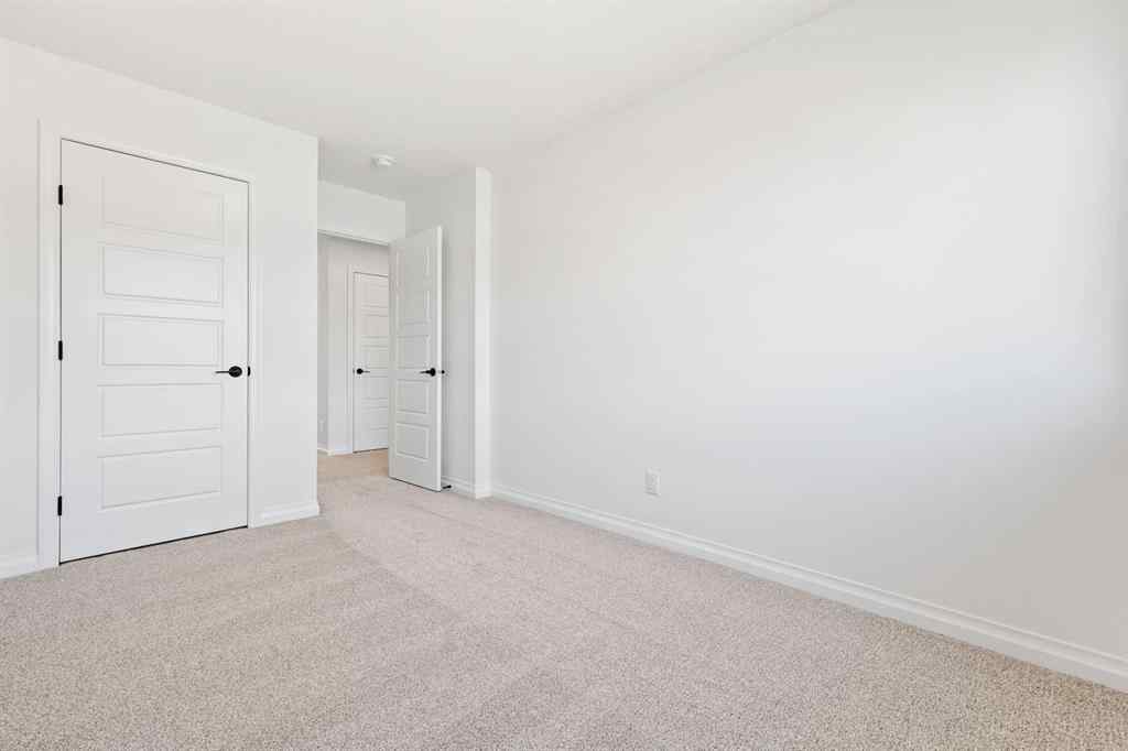 MLS® A2223630 - 882 Wolf Willow Boulevard SE in Wolf Willow Calgary, Residential