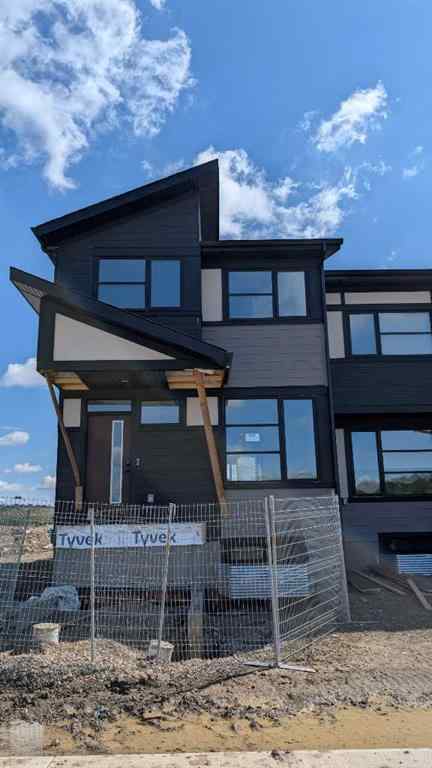 MLS® A2223630 - 882 Wolf Willow Boulevard SE in Wolf Willow Calgary, Residential