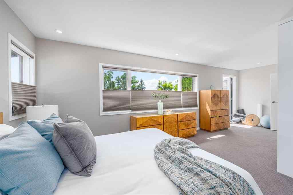 MLS® A2223634 - 2604 11 Avenue NW in St Andrews Heights Calgary, Residential