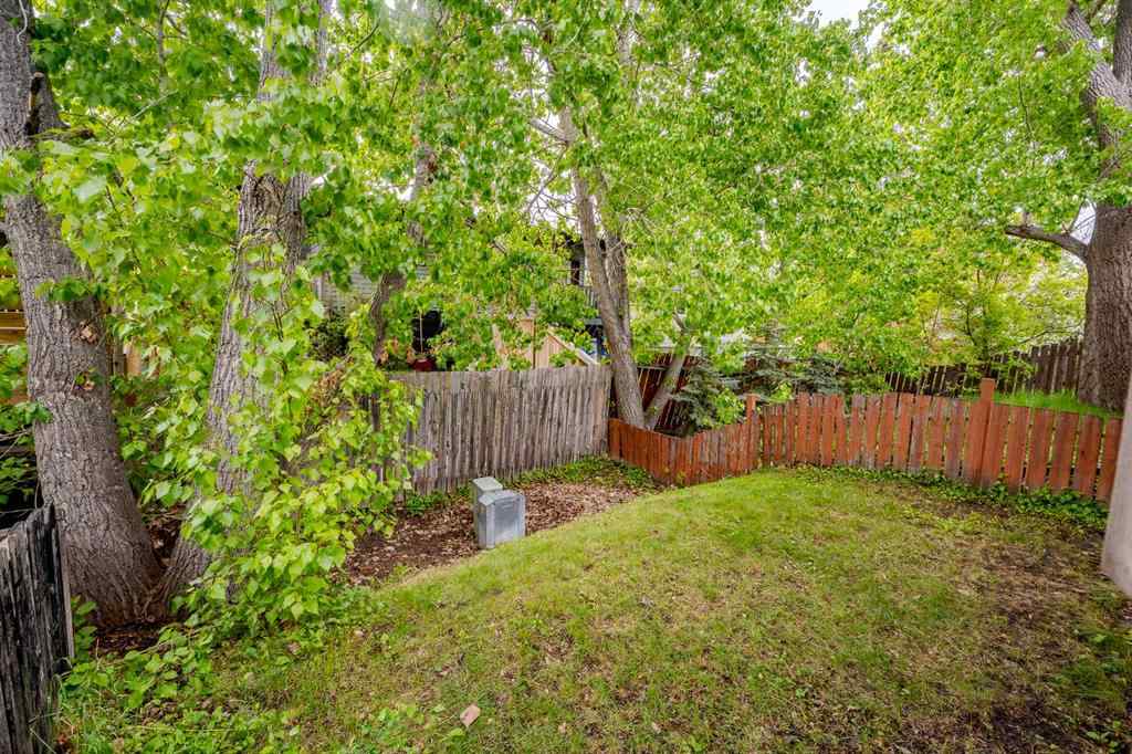 MLS® A2223643 - 11016 5 Street SW in Southwood Calgary, Residential