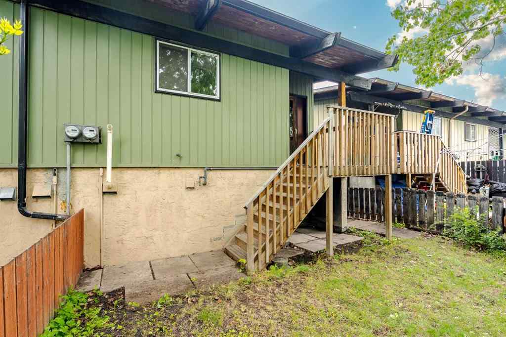 MLS® A2223643 - 11016 5 Street SW in Southwood Calgary, Residential