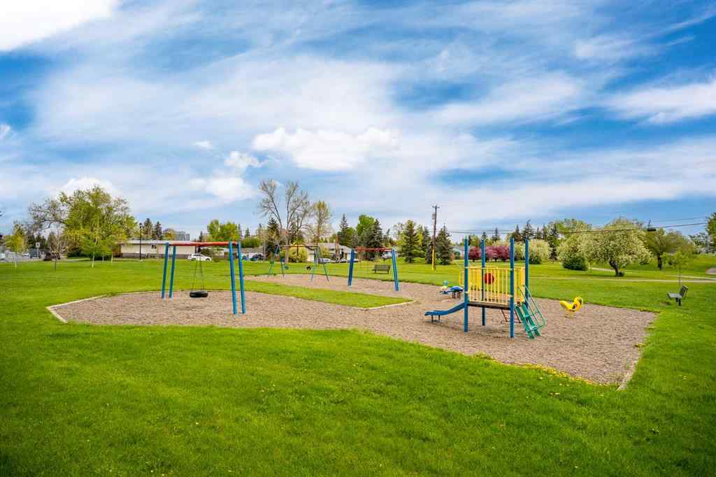 MLS® A2223643 - 11016 5 Street SW in Southwood Calgary, Residential