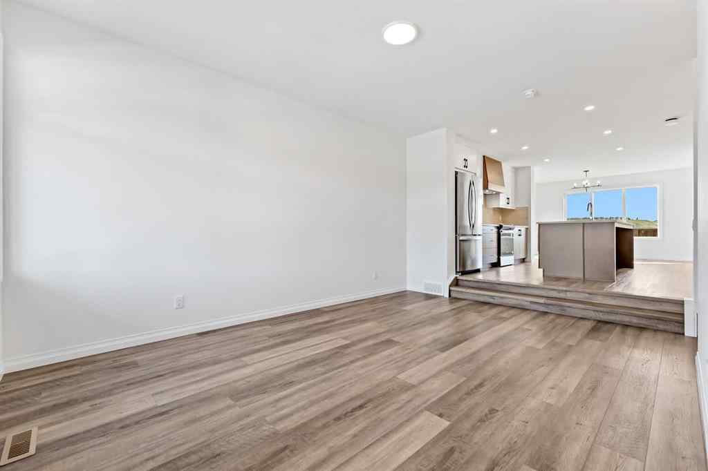 MLS® A2223687 - 910 Wolf Willow Boulevard SE in Wolf Willow Calgary, Residential