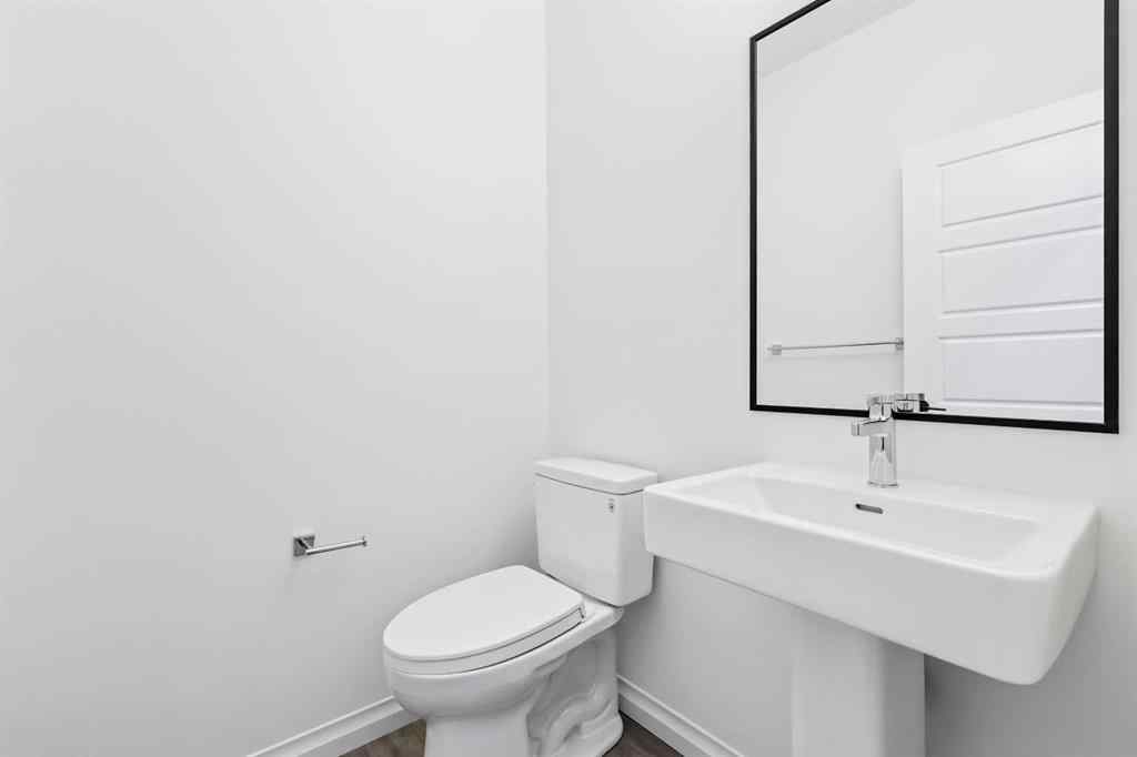 MLS® A2223687 - 910 Wolf Willow Boulevard SE in Wolf Willow Calgary, Residential