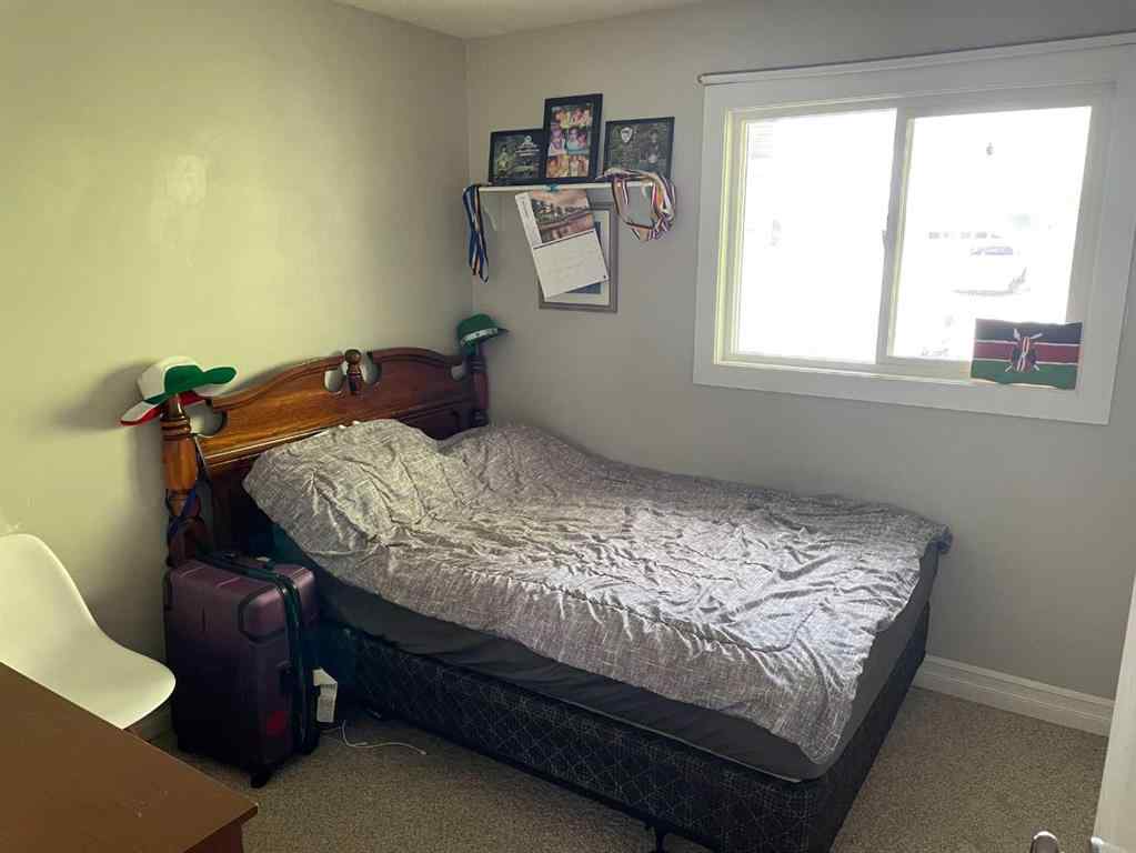 MLS® A2223743 - 11713 103 Ave   in NONE Fairview, Residential