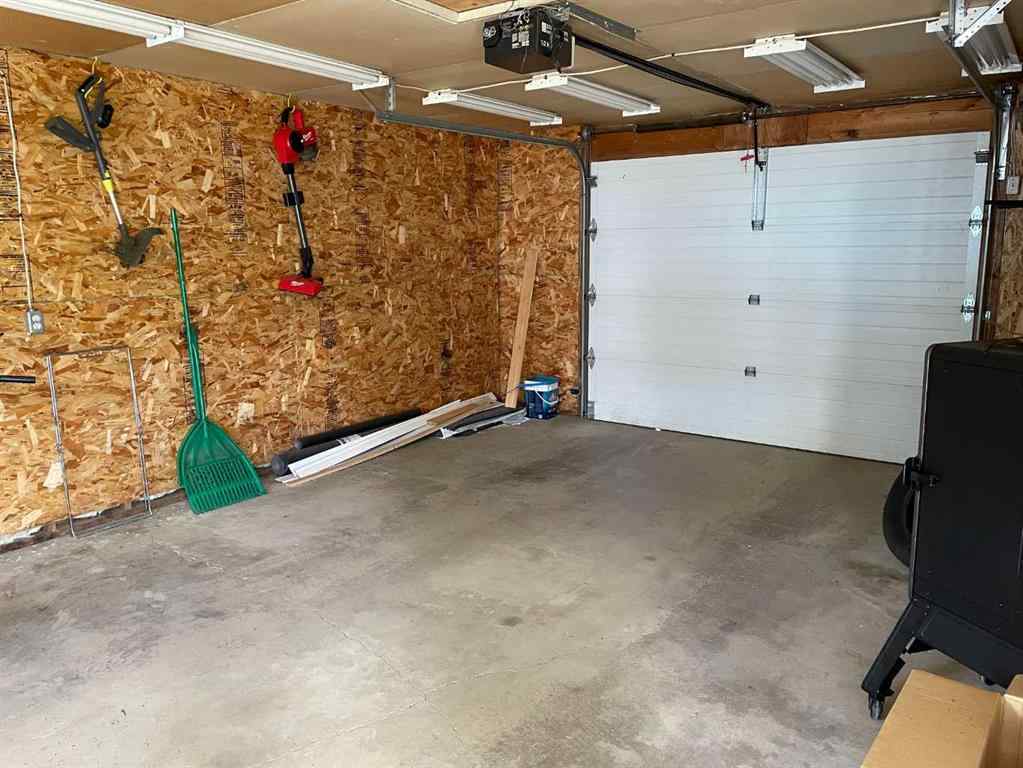 MLS® A2223743 - 11713 103 Ave   in NONE Fairview, Residential