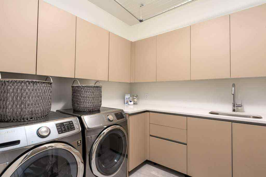 MLS® A2223763 - 1719 13 Street SW in Lower Mount Royal Calgary, Residential