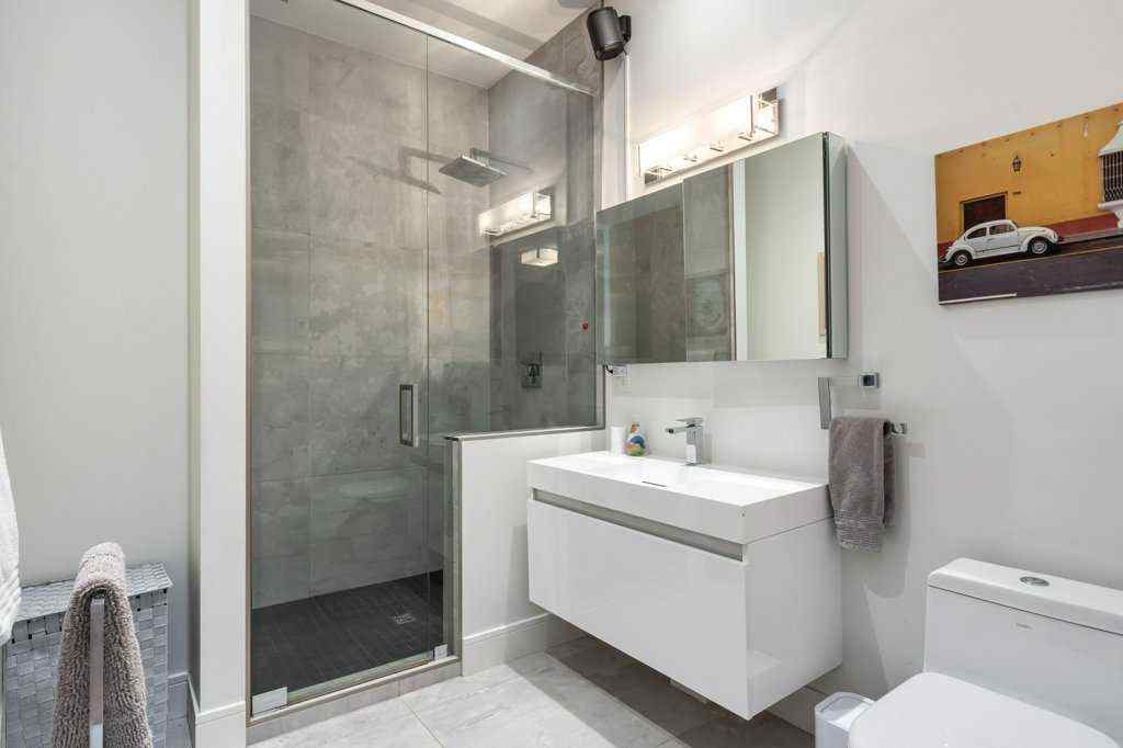 MLS® A2223763 - 1719 13 Street SW in Lower Mount Royal Calgary, Residential