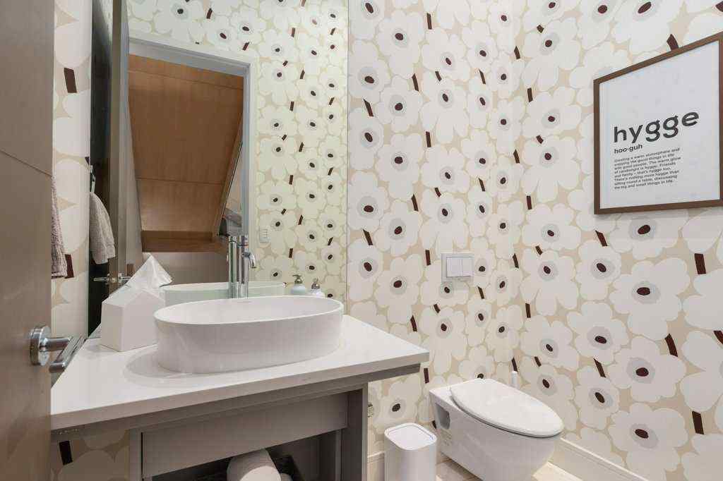 MLS® A2223763 - 1719 13 Street SW in Lower Mount Royal Calgary, Residential