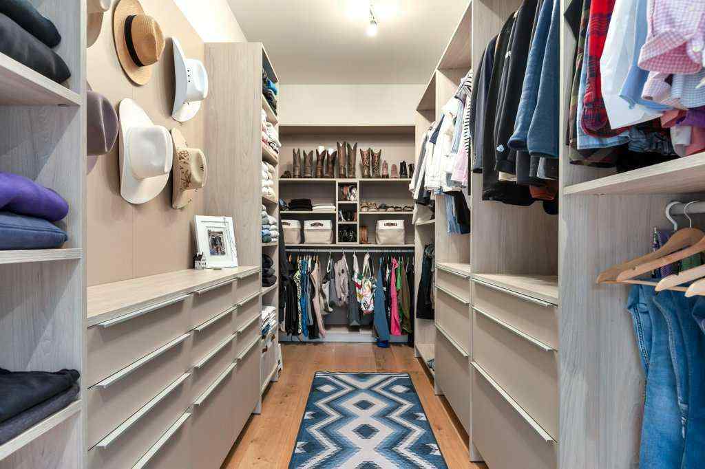 MLS® A2223763 - 1719 13 Street SW in Lower Mount Royal Calgary, Residential