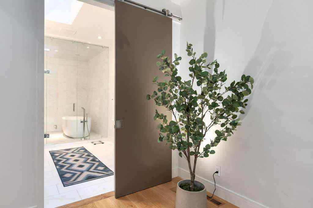 MLS® A2223763 - 1719 13 Street SW in Lower Mount Royal Calgary, Residential