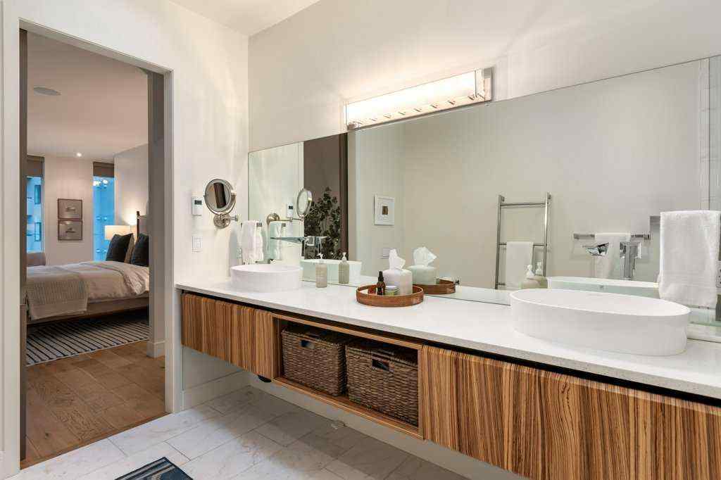 MLS® A2223763 - 1719 13 Street SW in Lower Mount Royal Calgary, Residential