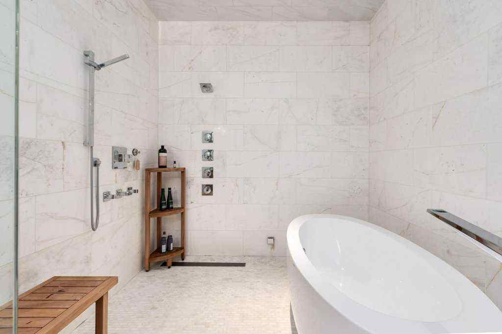 MLS® A2223763 - 1719 13 Street SW in Lower Mount Royal Calgary, Residential