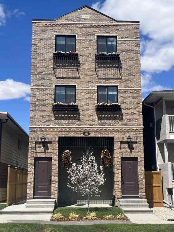 MLS® A2223775 - Unit #3 232 20 Avenue NE in Tuxedo Park Calgary, Residential