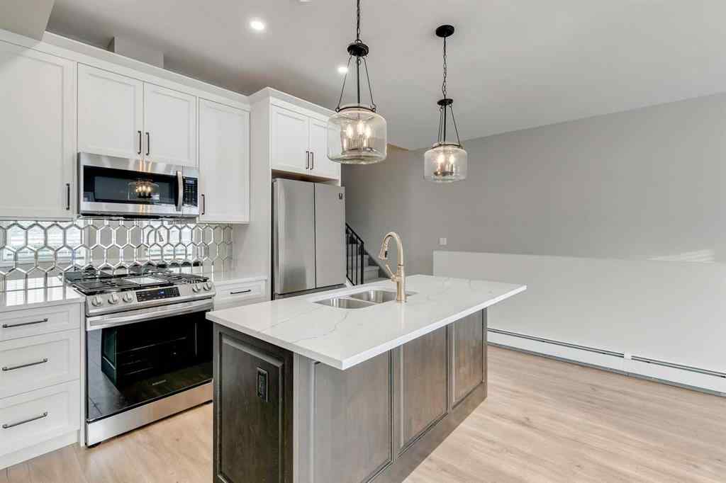 MLS® A2223775 - Unit #3 232 20 Avenue NE in Tuxedo Park Calgary, Residential