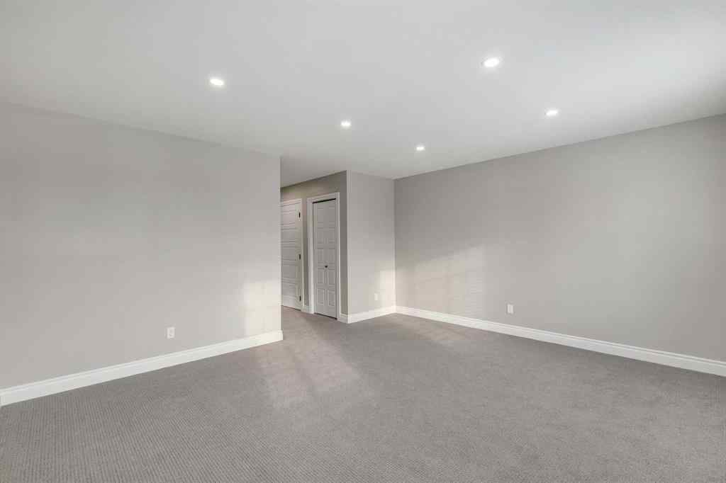 MLS® A2223775 - Unit #3 232 20 Avenue NE in Tuxedo Park Calgary, Residential