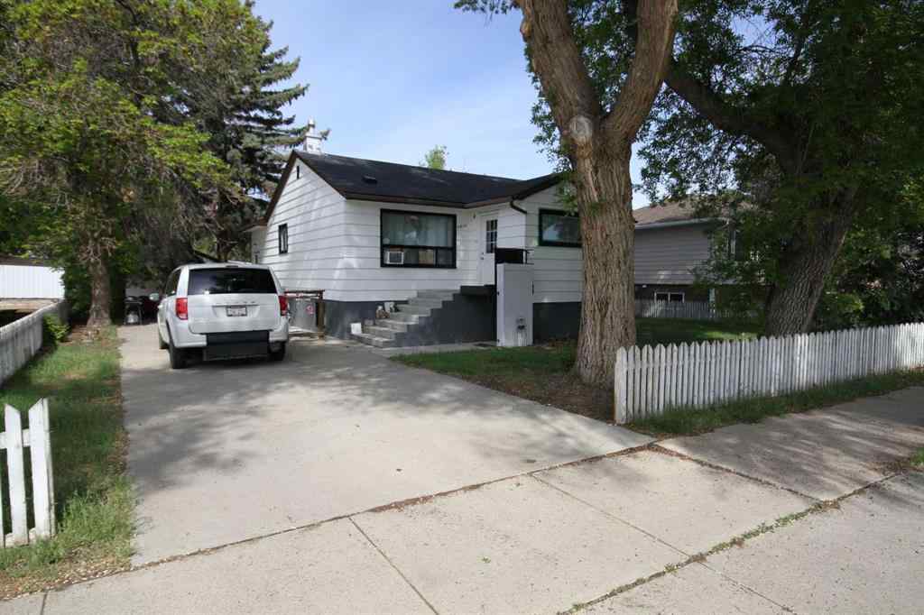 MLS® A2223783 - 5810 52 Street  in NONE Taber, Residential