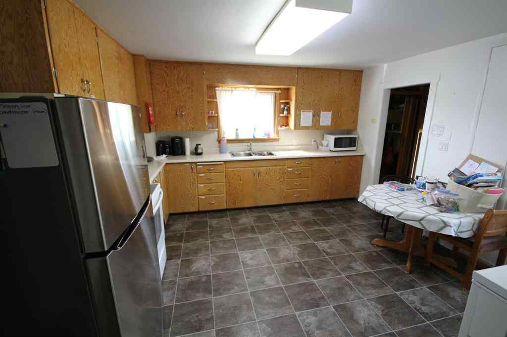 MLS® A2223783 - 5810 52 Street  in NONE Taber, Residential