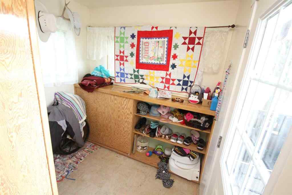 MLS® A2223783 - 5810 52 Street  in NONE Taber, Residential