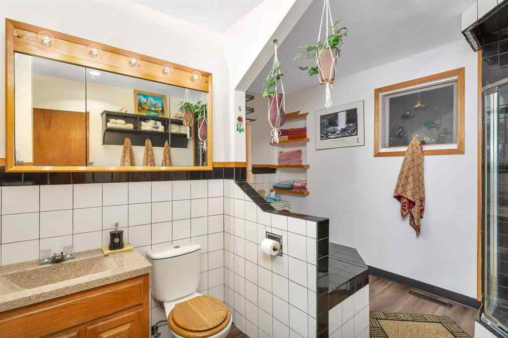 MLS® A2223791 - 33235 Range Road 64   in NONE Rural Mountain View County, Residential
