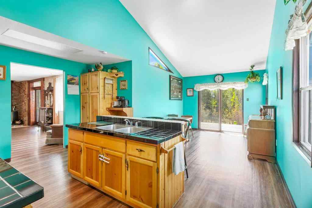MLS® A2223791 - 33235 Range Road 64   in NONE Rural Mountain View County, Residential