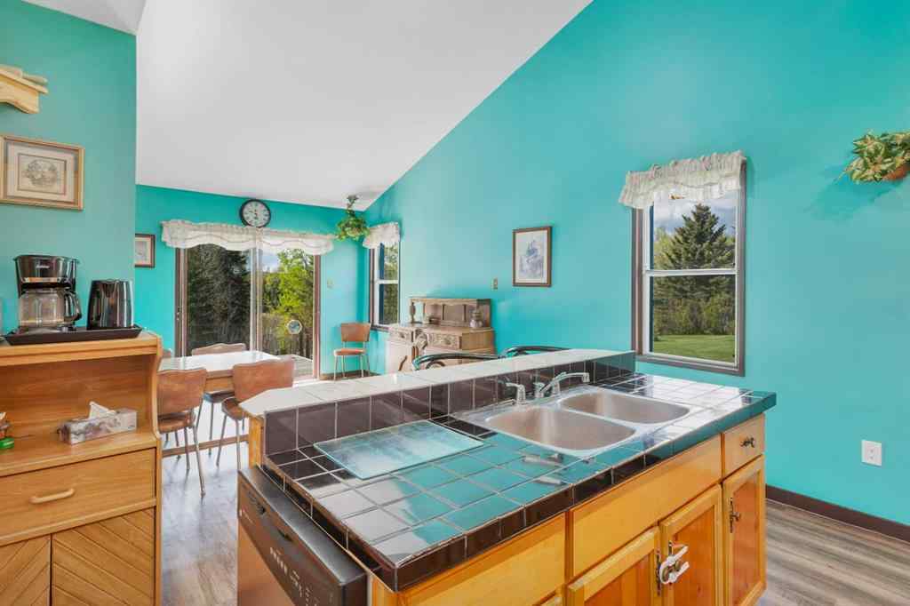 MLS® A2223791 - 33235 Range Road 64   in NONE Rural Mountain View County, Residential