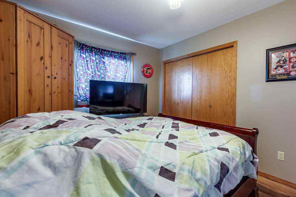 MLS® A2223797 -  331039-Rge. Rd.242   in NONE Rural Kneehill County, Residential