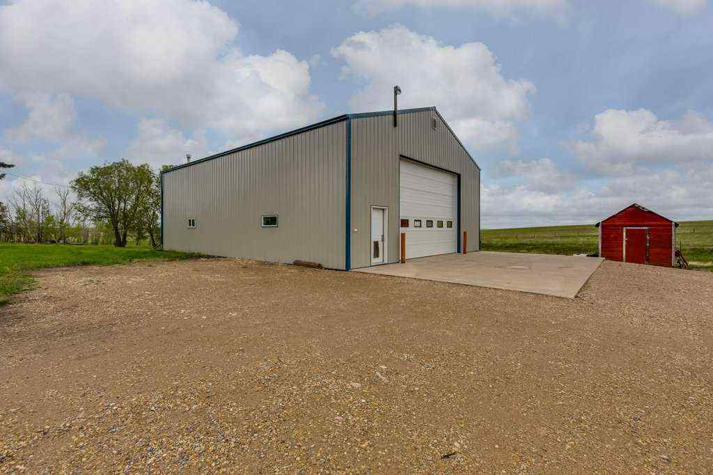MLS® A2223797 -  331039-Rge. Rd.242   in NONE Rural Kneehill County, Residential