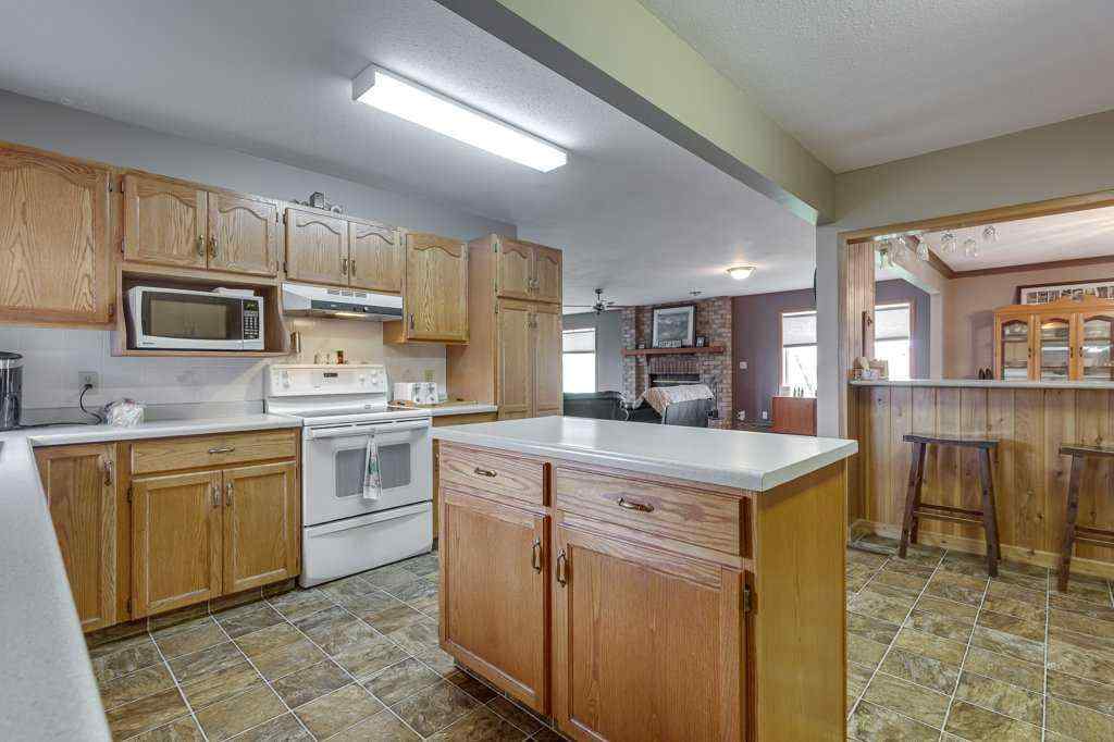 MLS® A2223797 -  331039-Rge. Rd.242   in NONE Rural Kneehill County, Residential