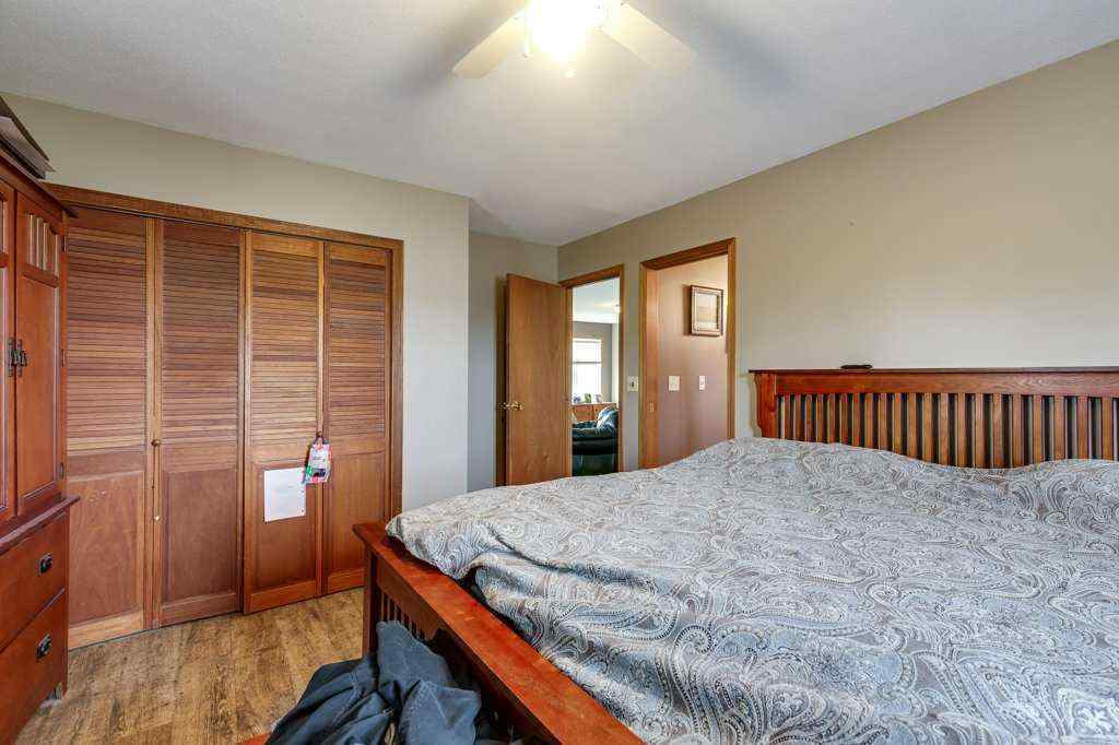 MLS® A2223797 -  331039-Rge. Rd.242   in NONE Rural Kneehill County, Residential